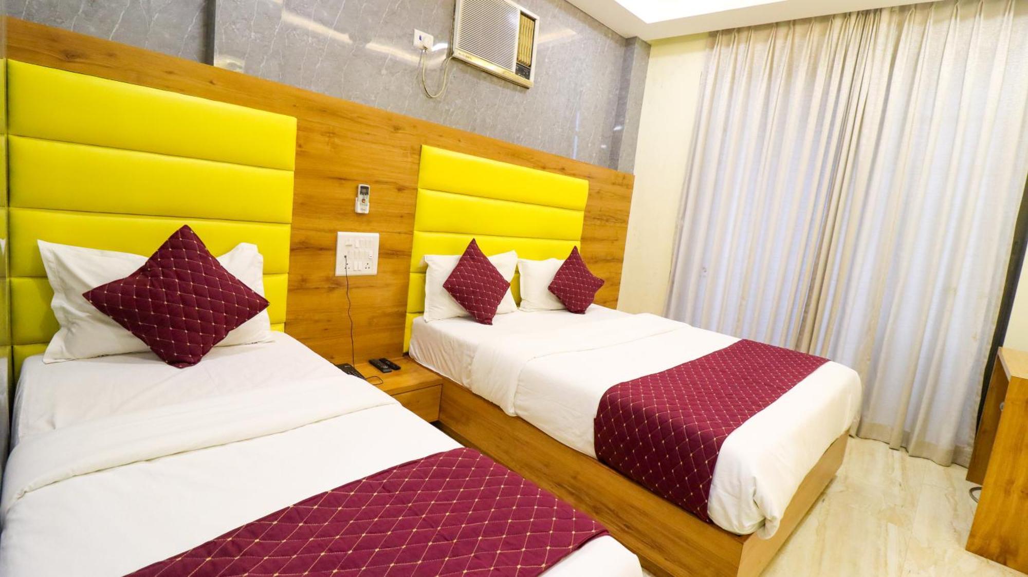 Hotel National - Grant Road Bombaim Exterior foto