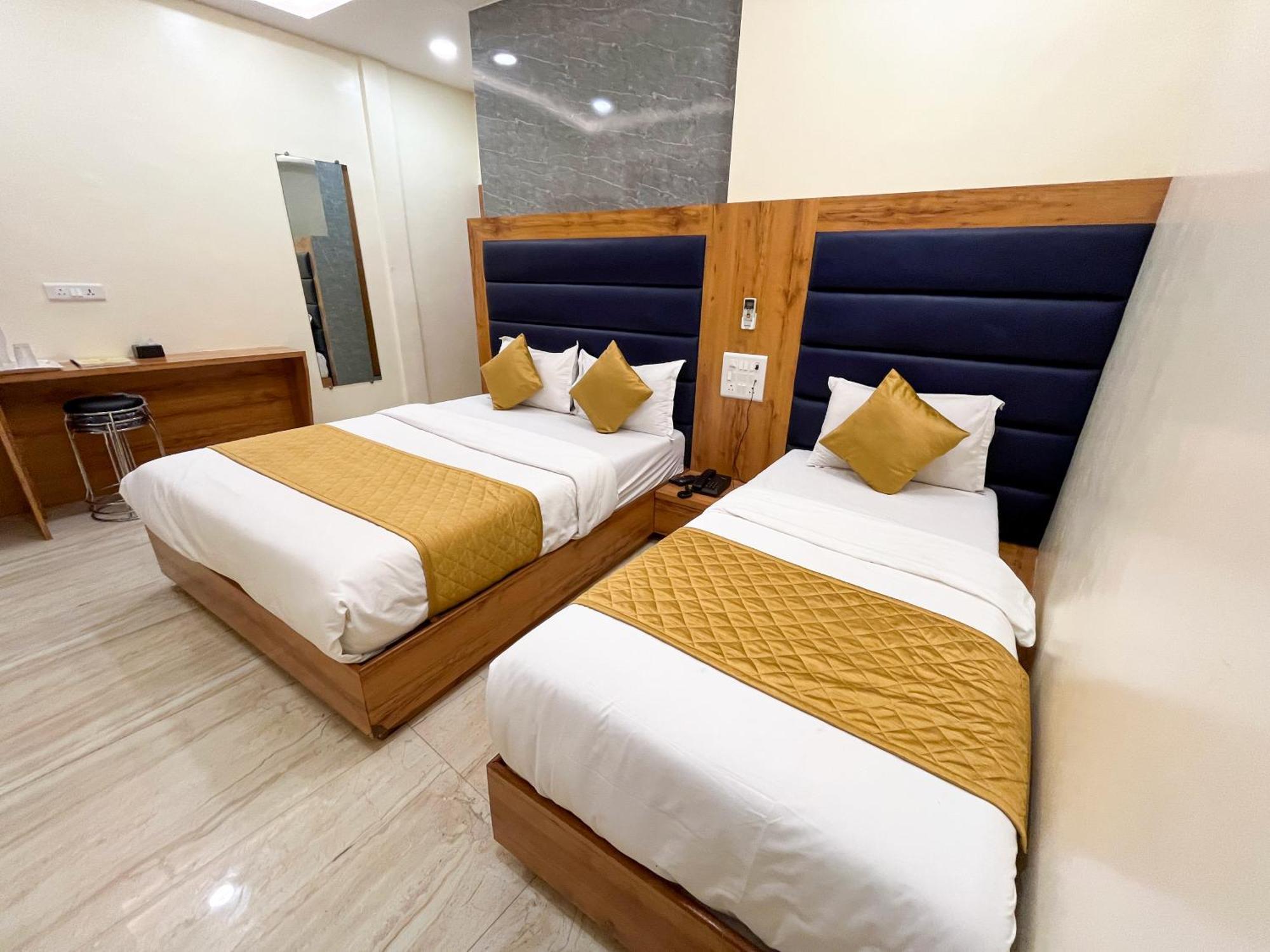 Hotel National - Grant Road Bombaim Exterior foto