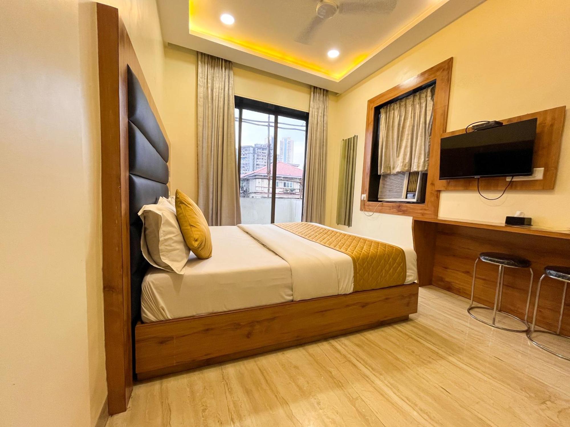 Hotel National - Grant Road Bombaim Exterior foto