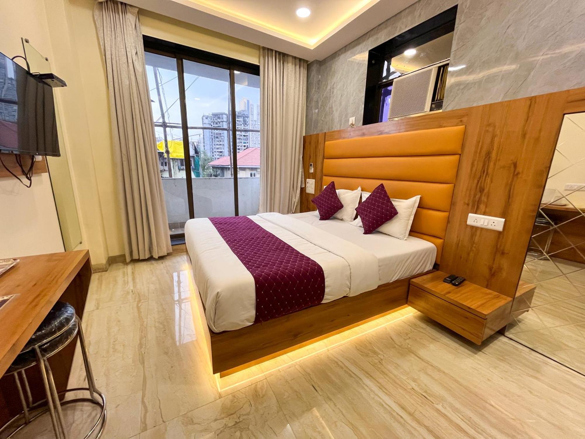 Hotel National - Grant Road Bombaim Exterior foto